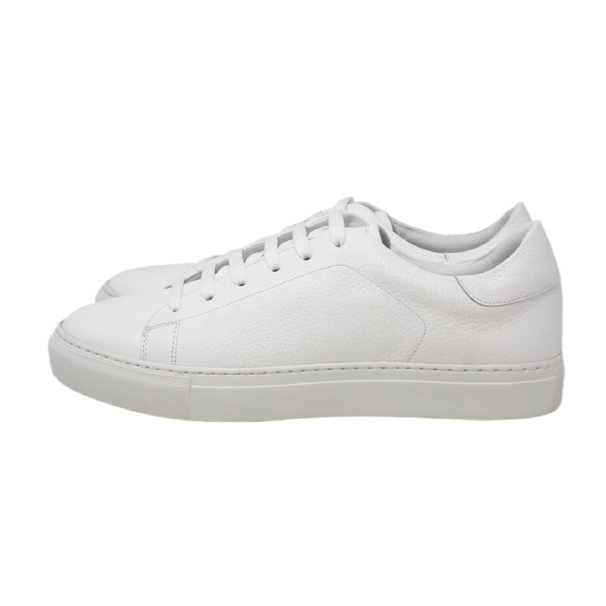 PEBBLED WHITE LEATHER SNEAKER