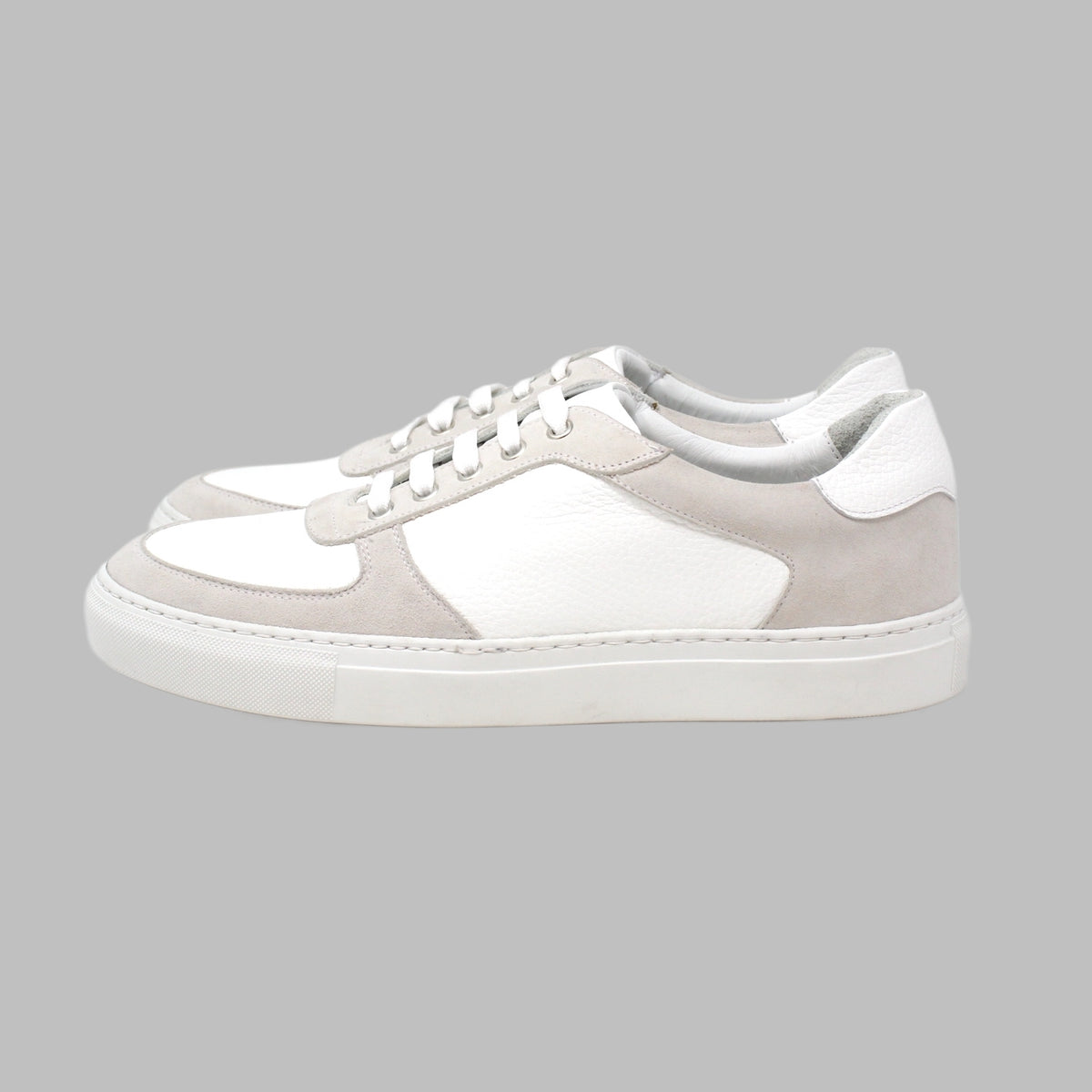 IVORY & WHITE SNEAKER